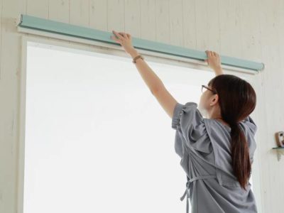 ロールスクリーンの正面付け