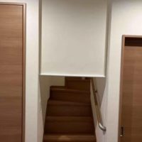 リビング階段にロール