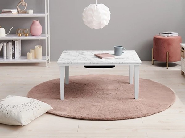 一人暮らしにも使えるおしゃれなホワイト系こたつ