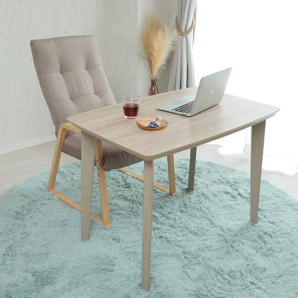 こたつテーブルと椅子のセット