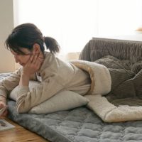 こたつの下に敷けるお