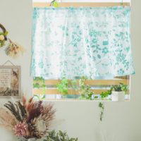 カーテンレールがない