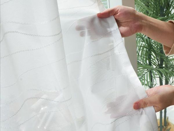 おしゃれなウェーブデザインのレースカーテン『リンク ウェーブ』