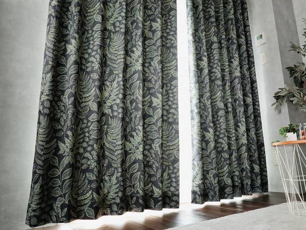 ヴィンテージ風のおしゃれなカーテン