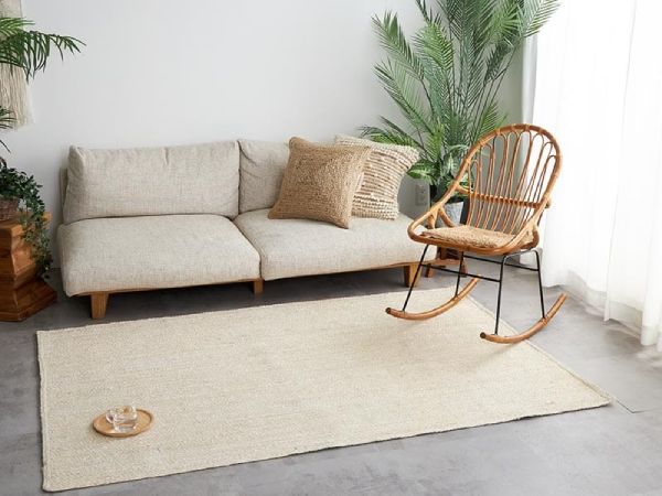 白系のジュートラグ『アシュカ』