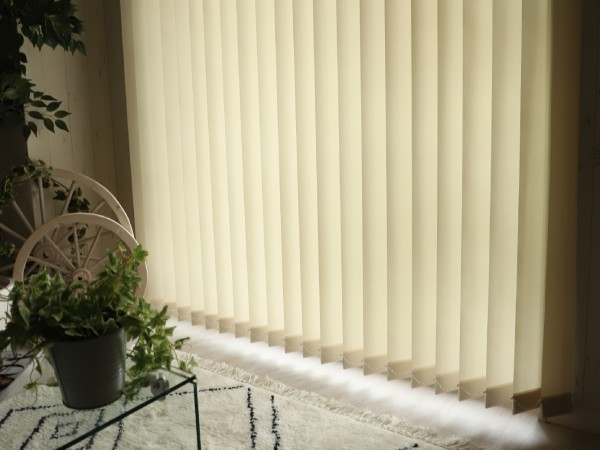 バーチカルブラインド