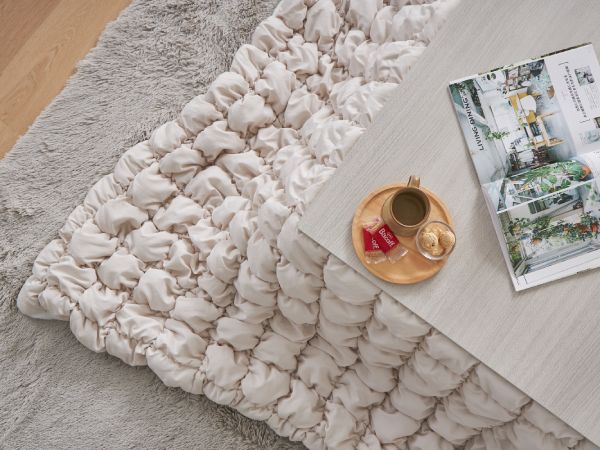 こたつ布団『シュークリーム』