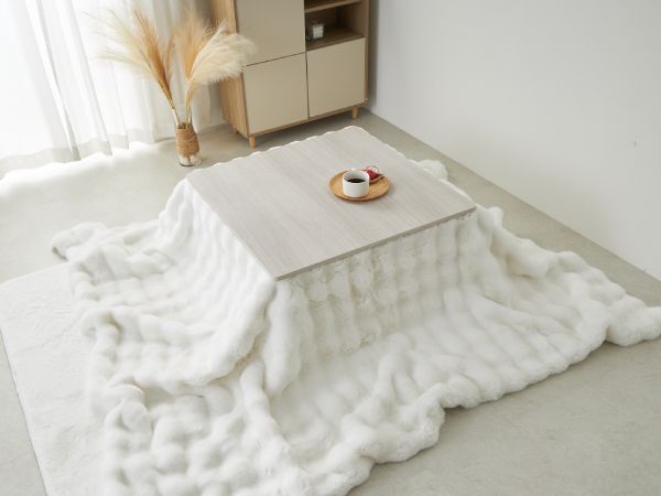 白いこたつ布団に合うこたつテーブル『レニ―』