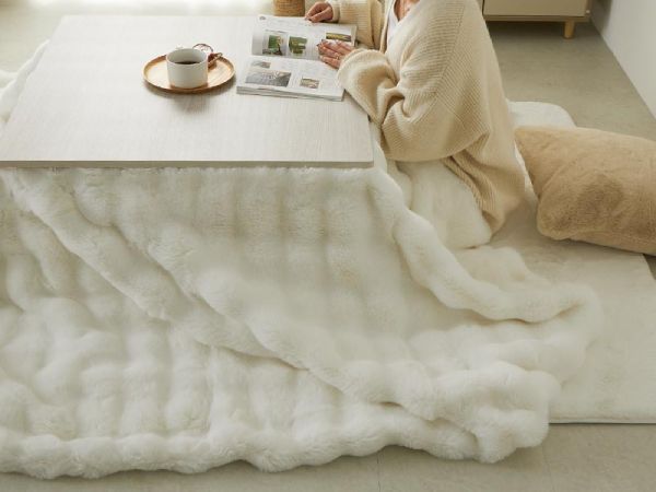 ポコポコのラビットファーこたつ布団