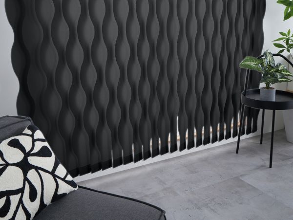 黒のウェーブバーチカルブラインド