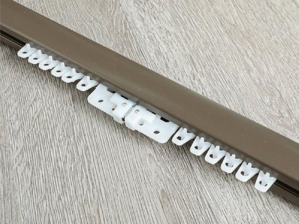 『フィットワン』のマグネットランナー