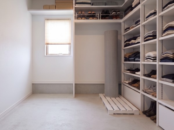 カーペットを収納保管する際は、湿度に気を付ける